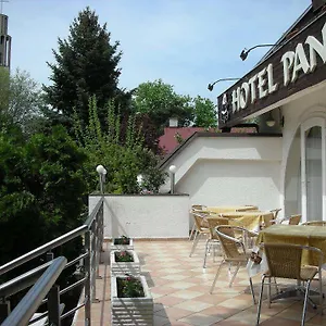 Panda 3* Budapest